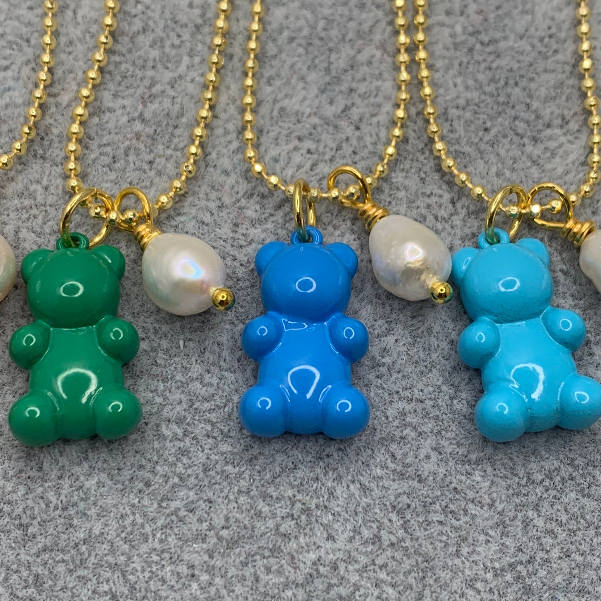 Ball and chain necklace with enameled gummy bear pendant